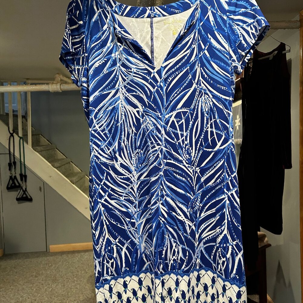 **Like New** Lilly Pulitzer print dress, size Medium